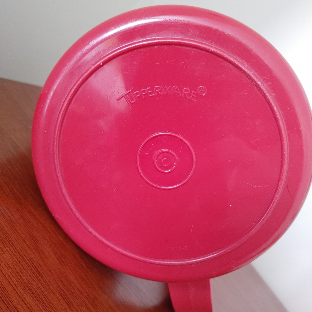 Red Pitcher with Lid - Picture 8 of 9